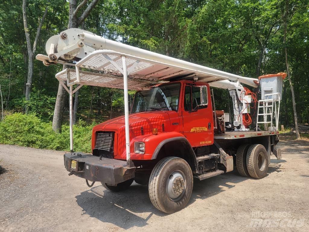 Freightliner FL80 Nacele cu brat telescopic