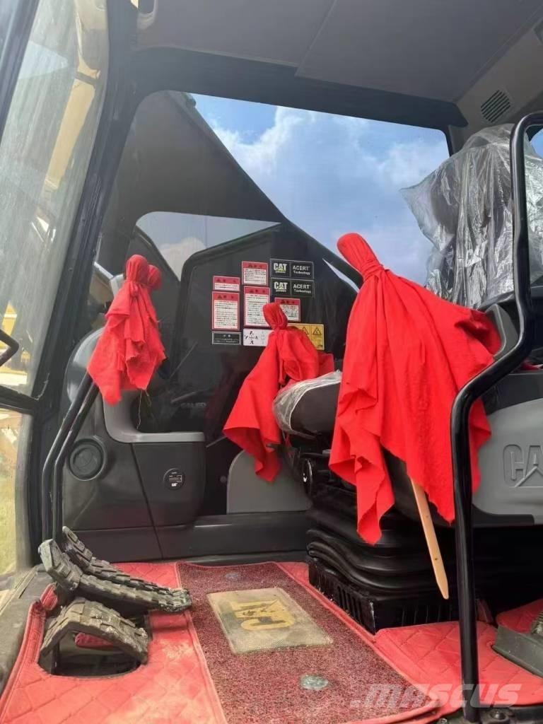 CAT 330 D L Excavatoare pe șenile
