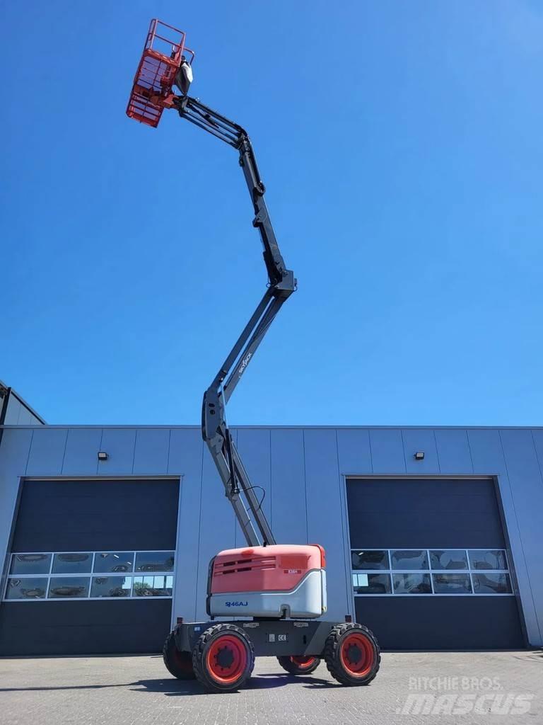 SkyJack SJ 46AJ Nacele cu brat articulat