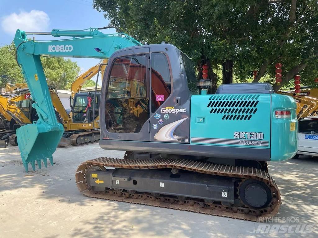 Kobelco SK130-8 Excavatoare 7t - 12t