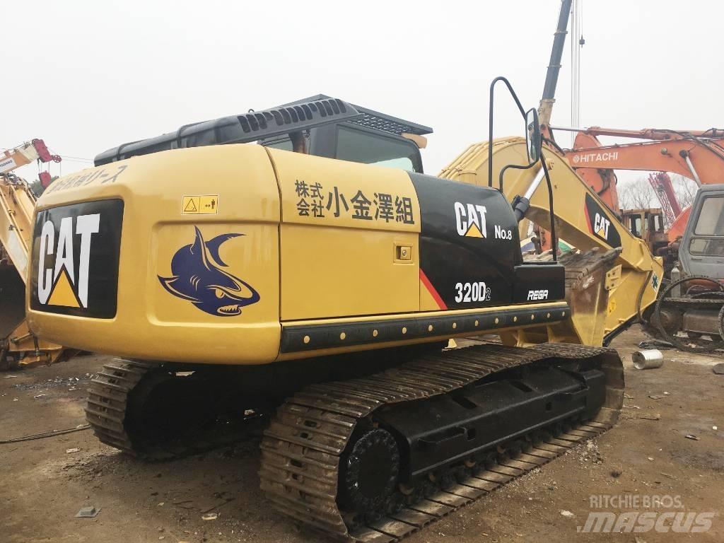 CAT 320 DL Excavatoare pe șenile
