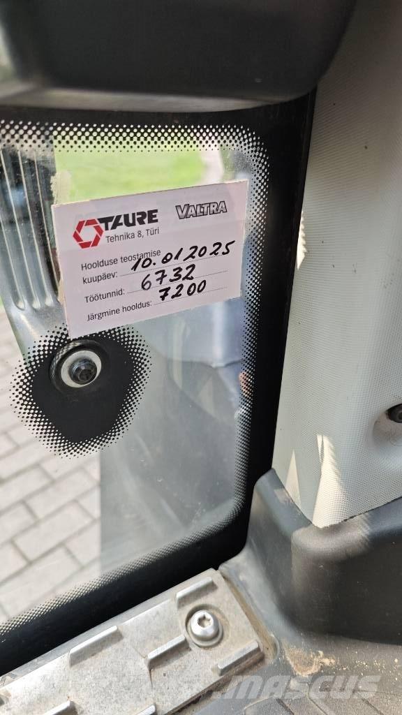 Valtra T 254 V Tractoare