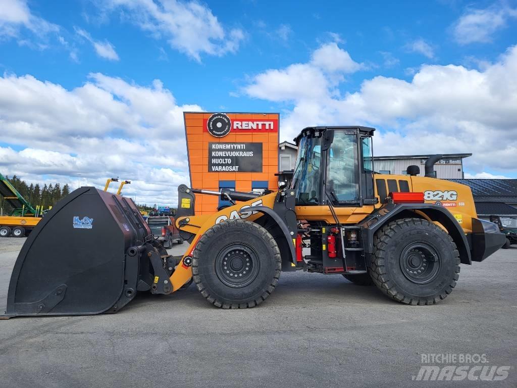 CASE 821G Incarcator pe pneuri