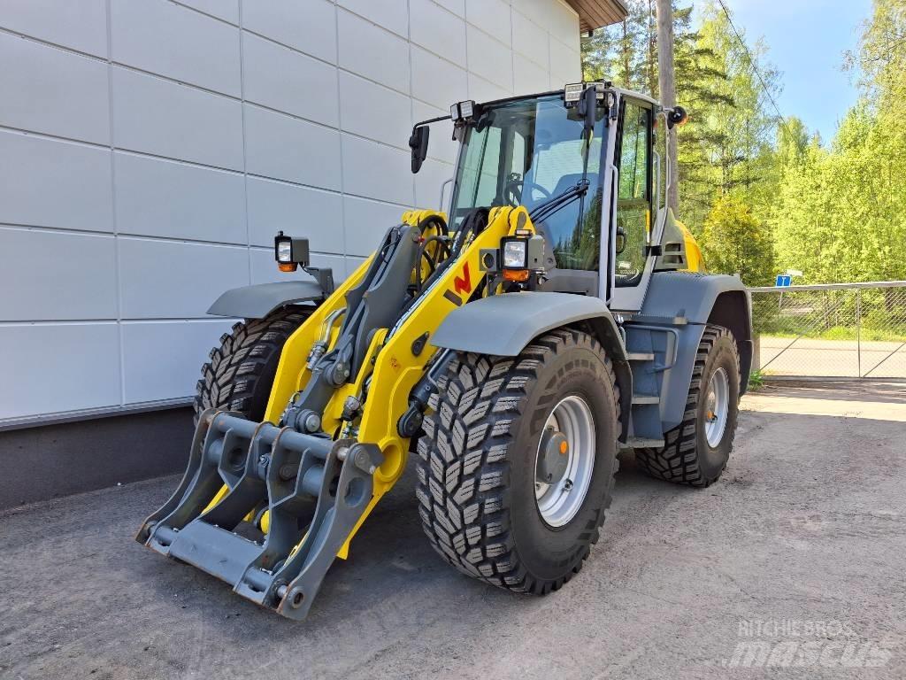 Wacker Neuson WL 95 Incarcator pe pneuri