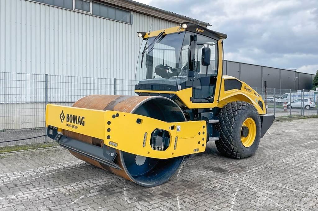 Bomag BW 213 D-5 Compactoare monocilindrice