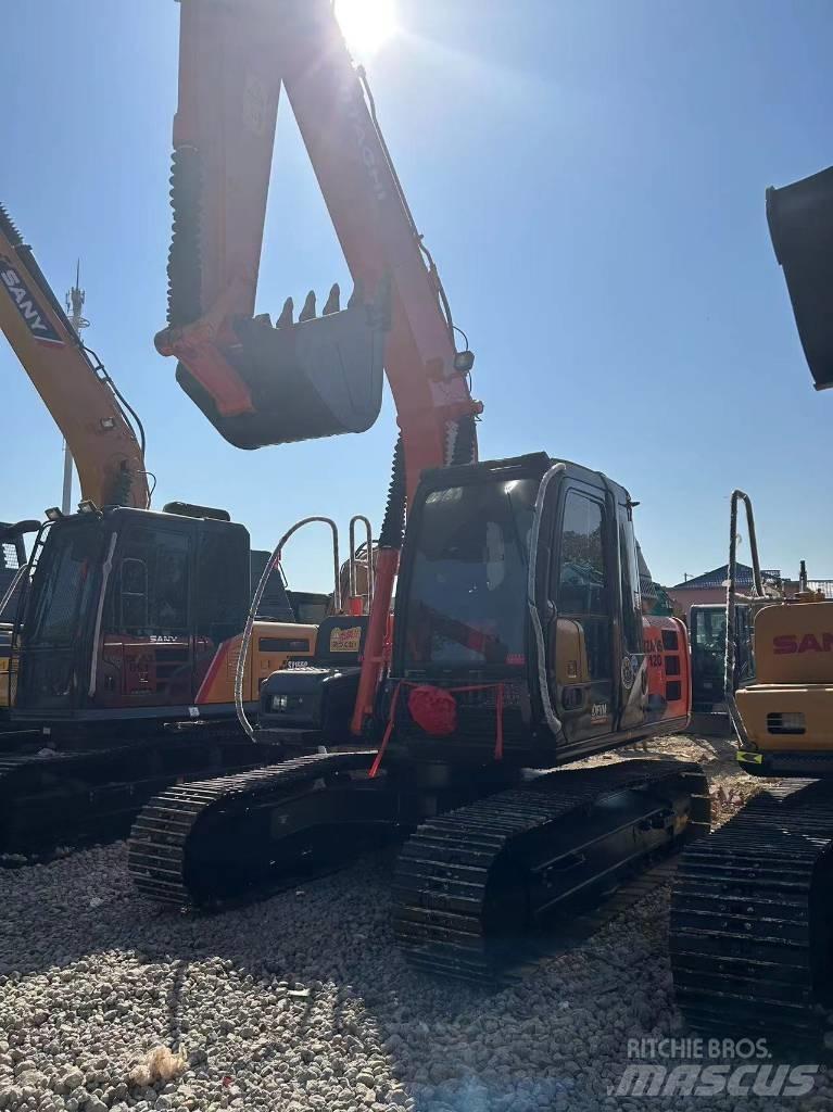 Hitachi ZX 120 Excavatoare 7t - 12t