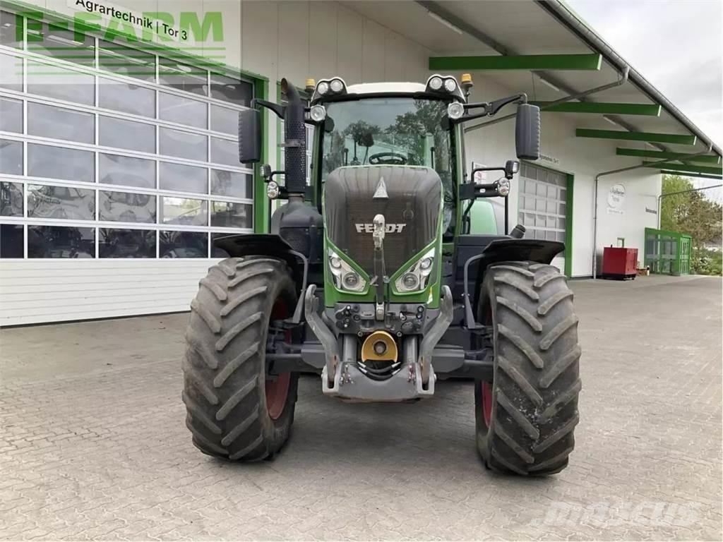 Fendt 826 vario s4 Tractoare
