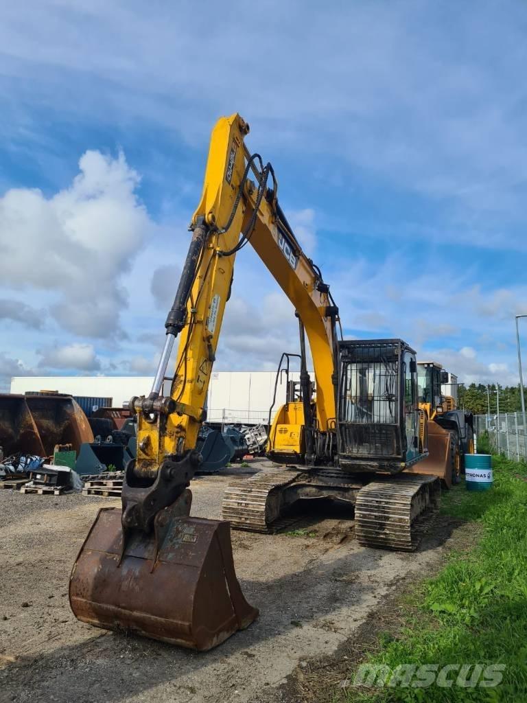 JCB JS 130 LC Excavatoare pe șenile

