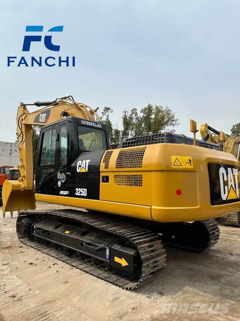 CAT 325D Excavatoare pe șenile

