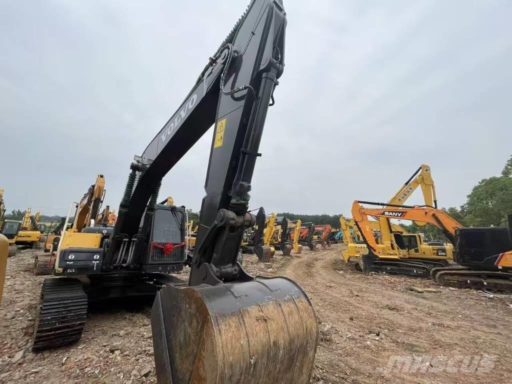 Volvo EC 210 Excavatoare pe șenile

