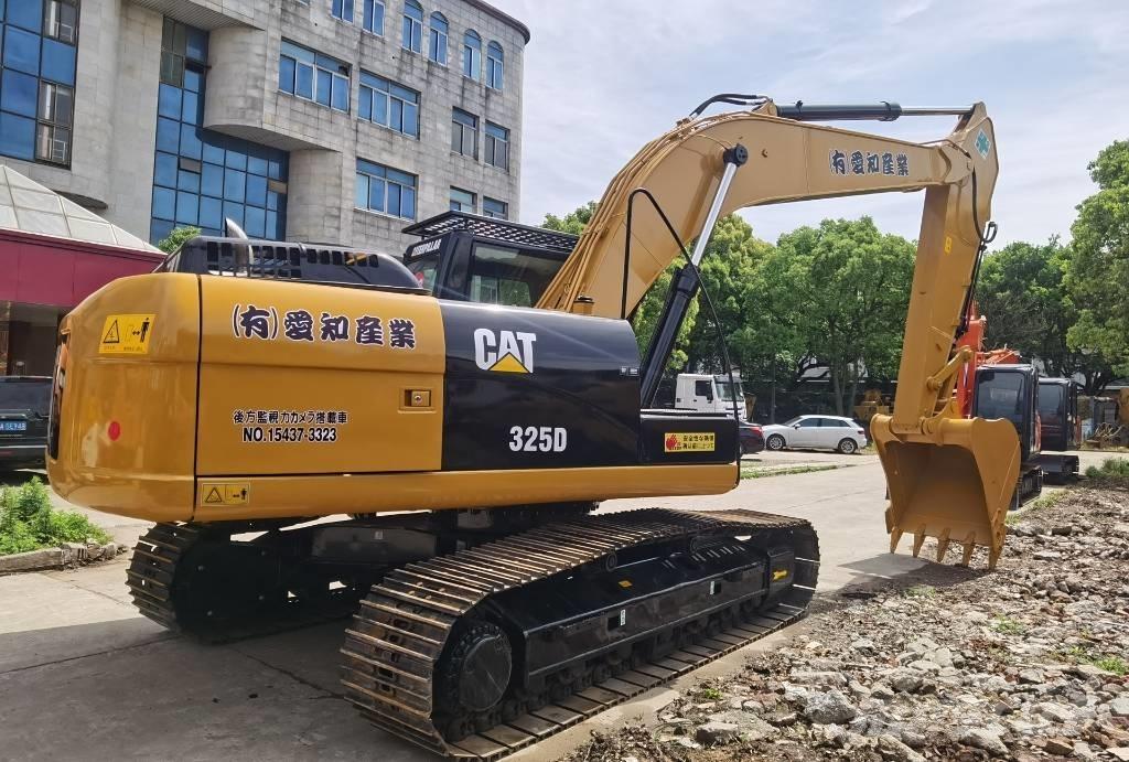 CAT 325 D Excavatoare pe șenile
