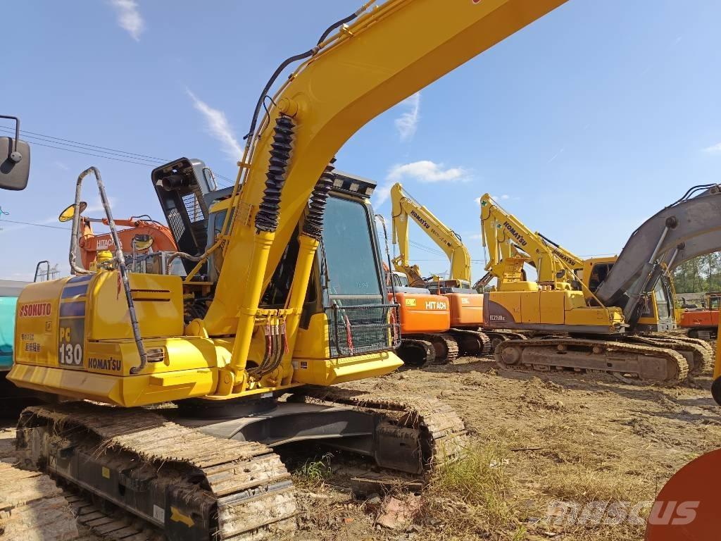 Komatsu PC 130 Excavatoare pe șenile
