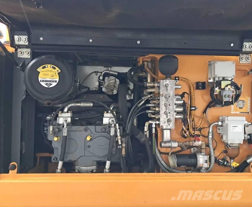 Liebherr R 926 LC Excavatoare pe șenile
