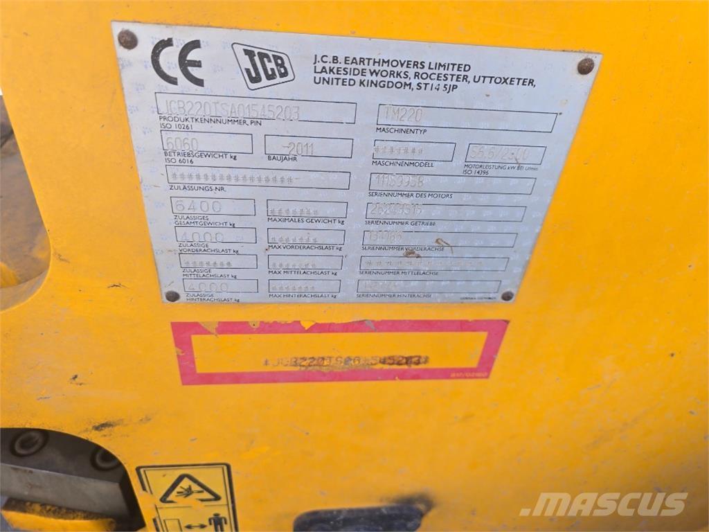 JCB TM 220 Incarcator pe pneuri