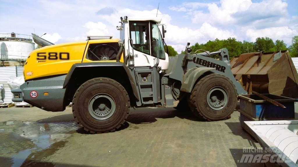 Liebherr L 580 Incarcator pe pneuri