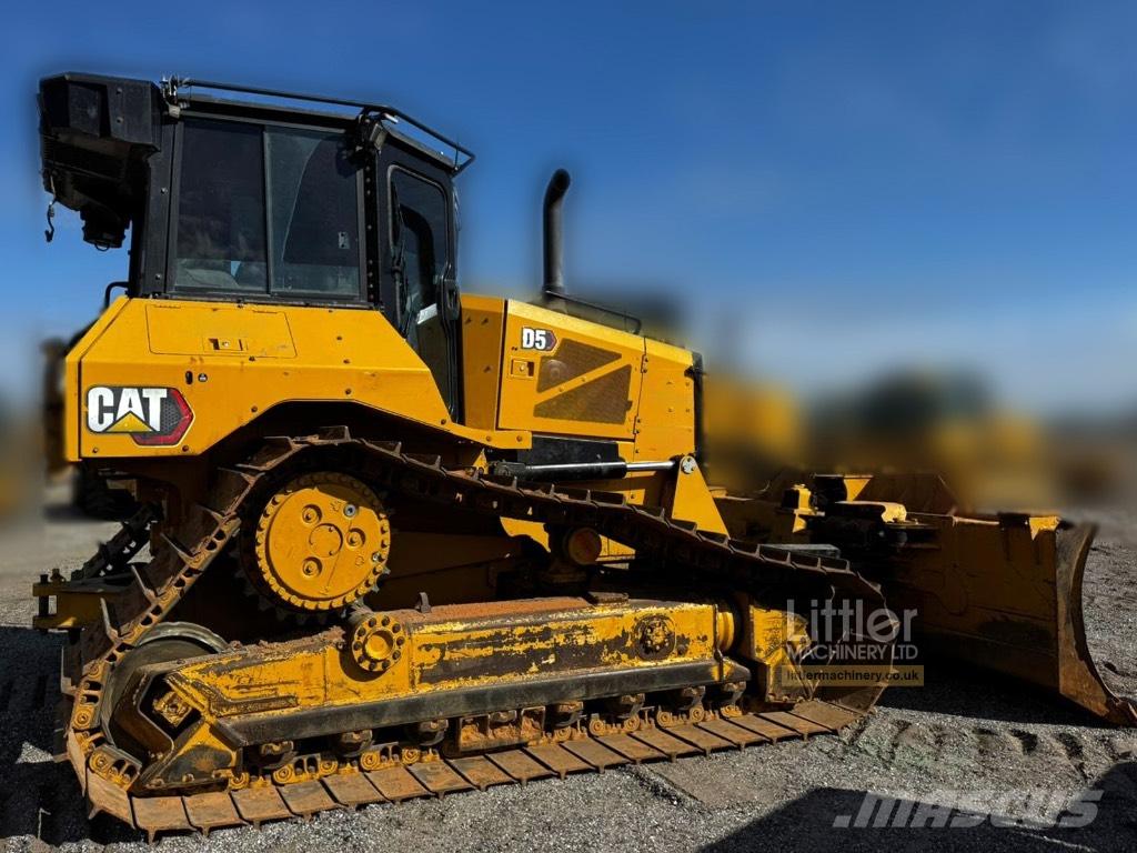 CAT D 5 Buldozere pe senile