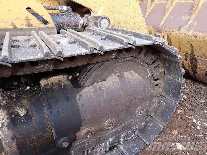 CAT 963D Excavatoare speciale