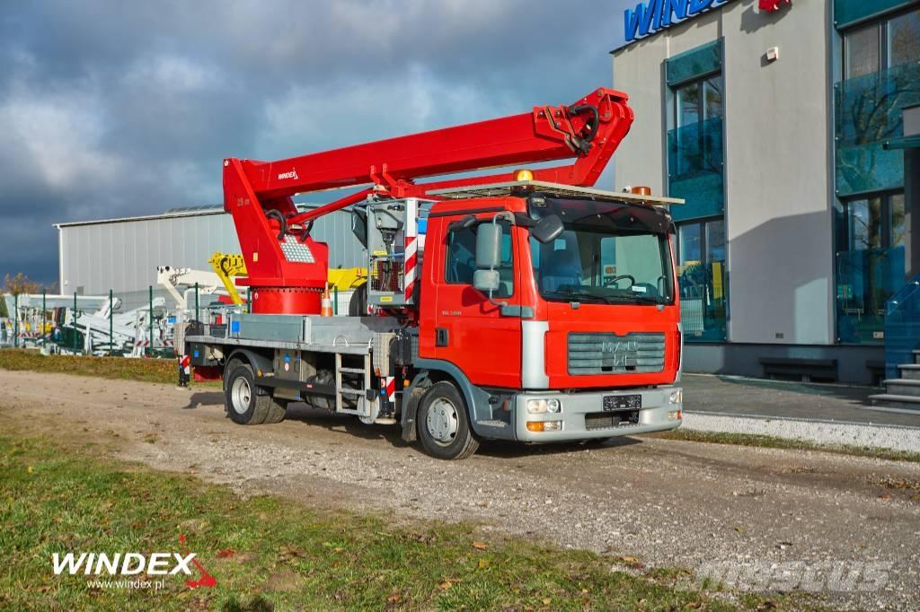 Wumag WT 250 Platforme aeriene montate pe camion