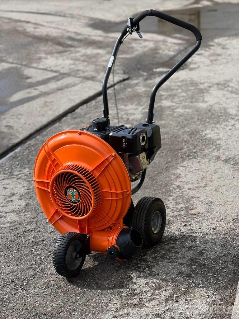 Billy Goat F601V Utilaje întreţinere terenuri - Altele