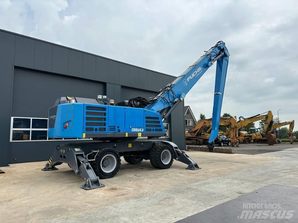 Fuchs MHL 360 F Paleta de manipulare