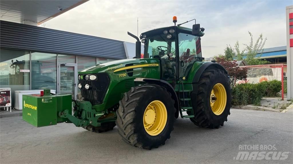 John Deere 7730 Tractoare