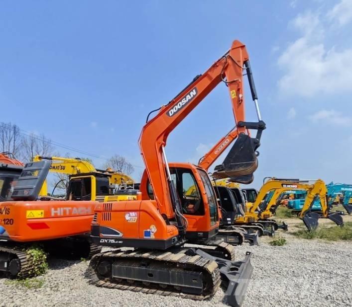 Doosan DX75-9C Excavatoare 7t - 12t