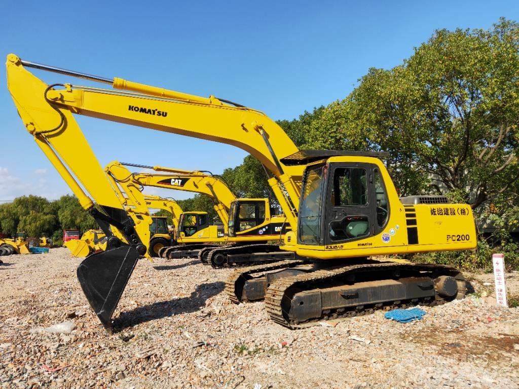 Komatsu PC200-6 Excavatoare pe șenile
