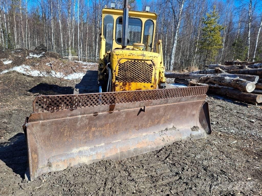 CAT D 4 D Buldozere pe senile