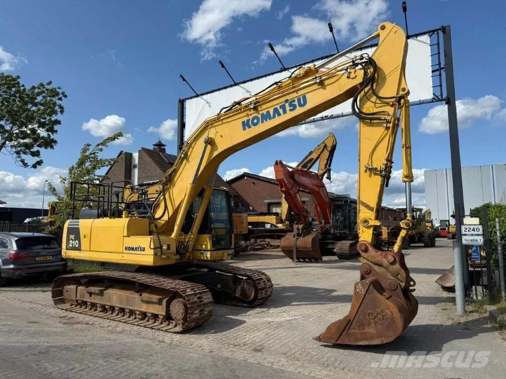 Komatsu PC210LC-8 Excavatoare pe șenile
