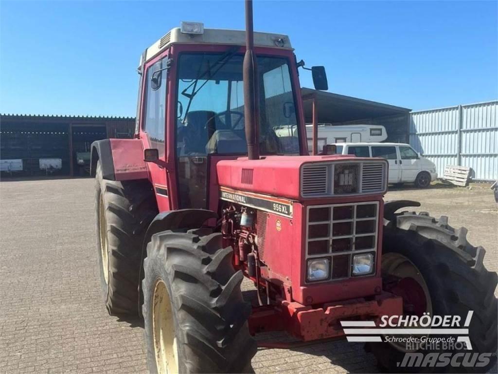 Case IH 956 XL Tractoare