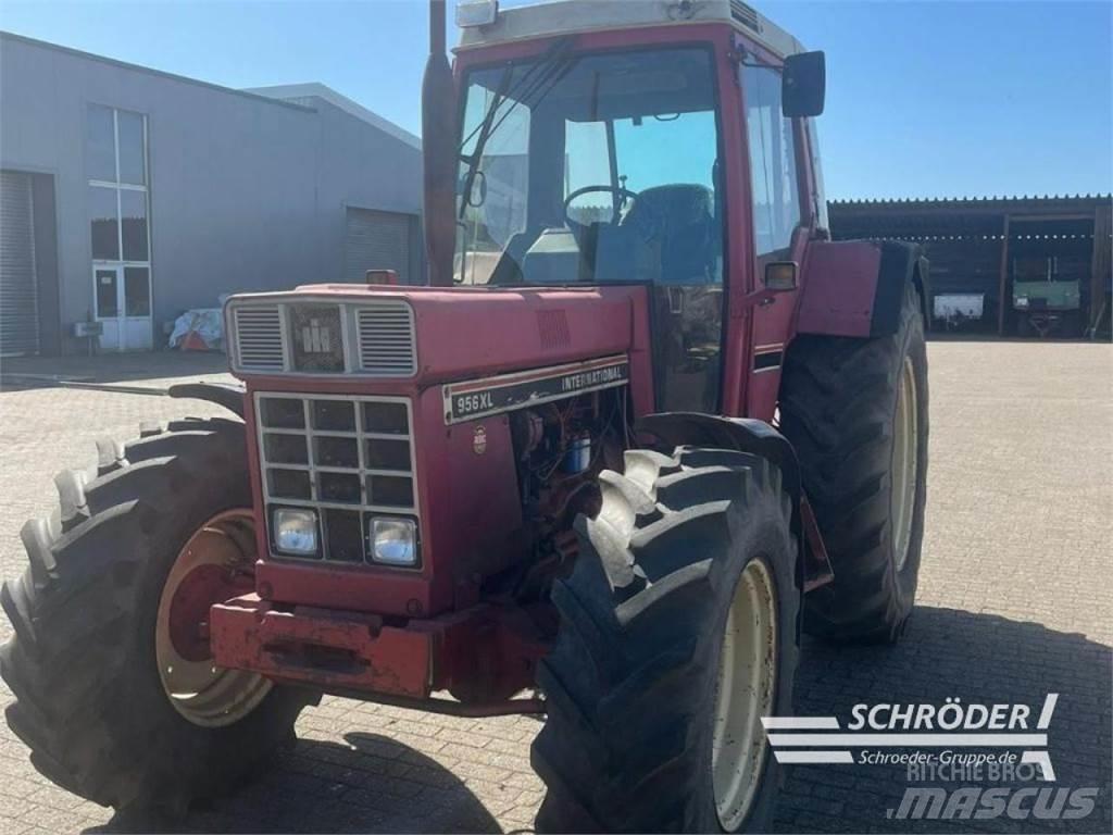 Case IH 956 XL Tractoare