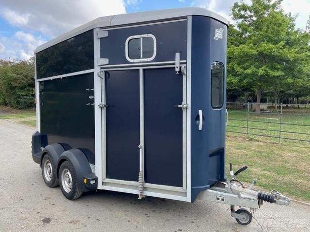 Ifor Williams HB 511 Remorci transport animale