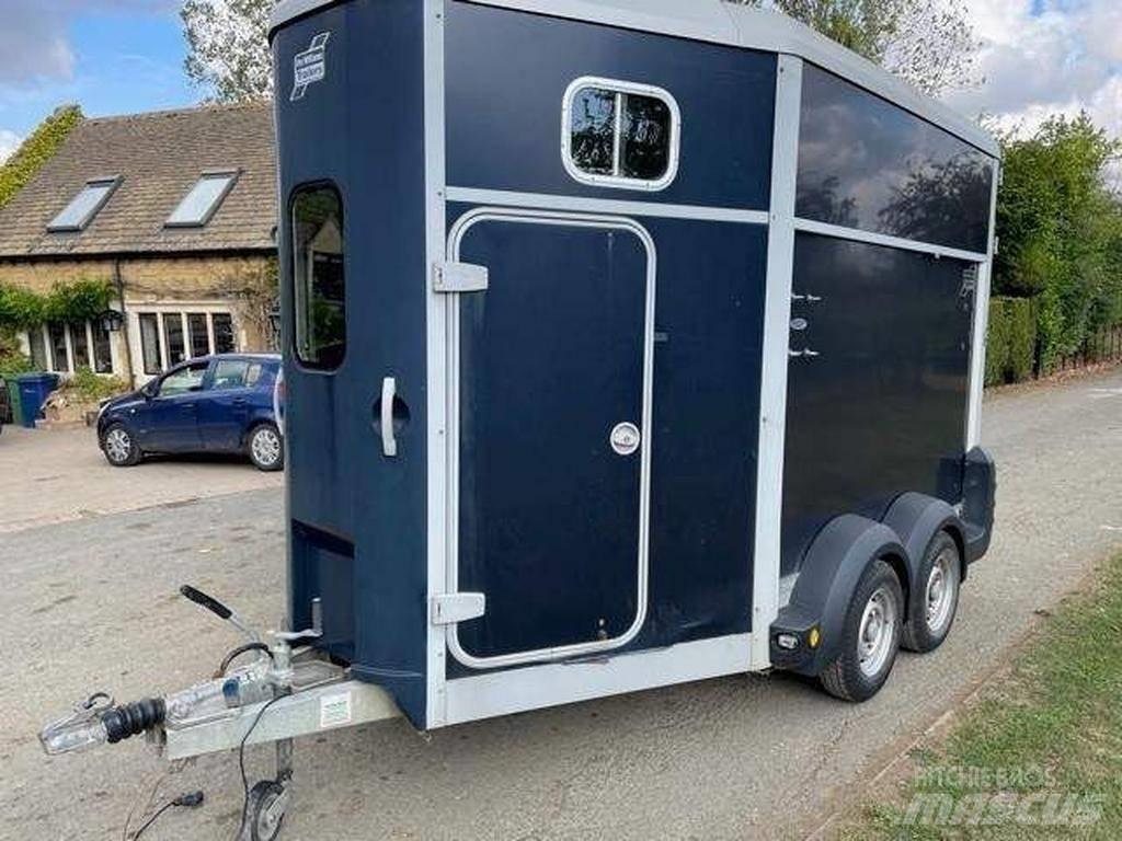 Ifor Williams HB 511 Remorci transport animale