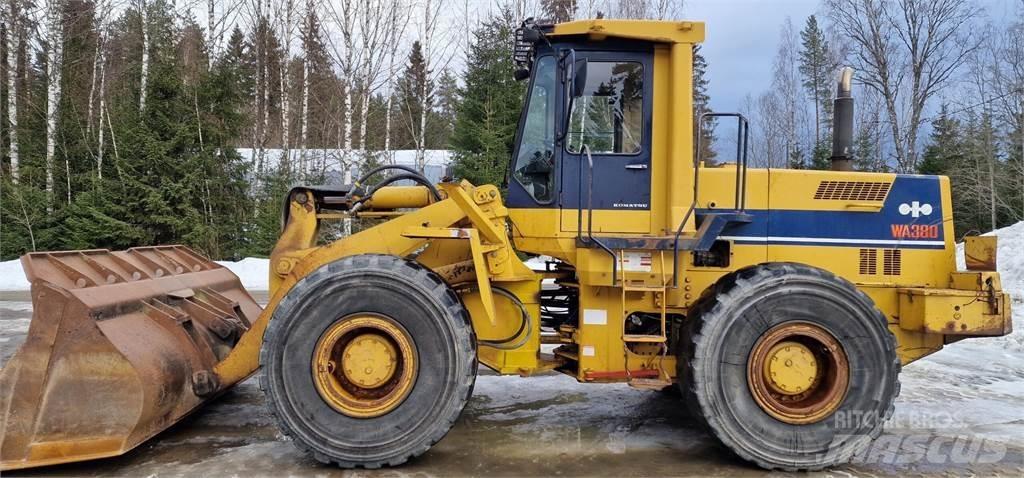 Komatsu WA380 Incarcator pe pneuri