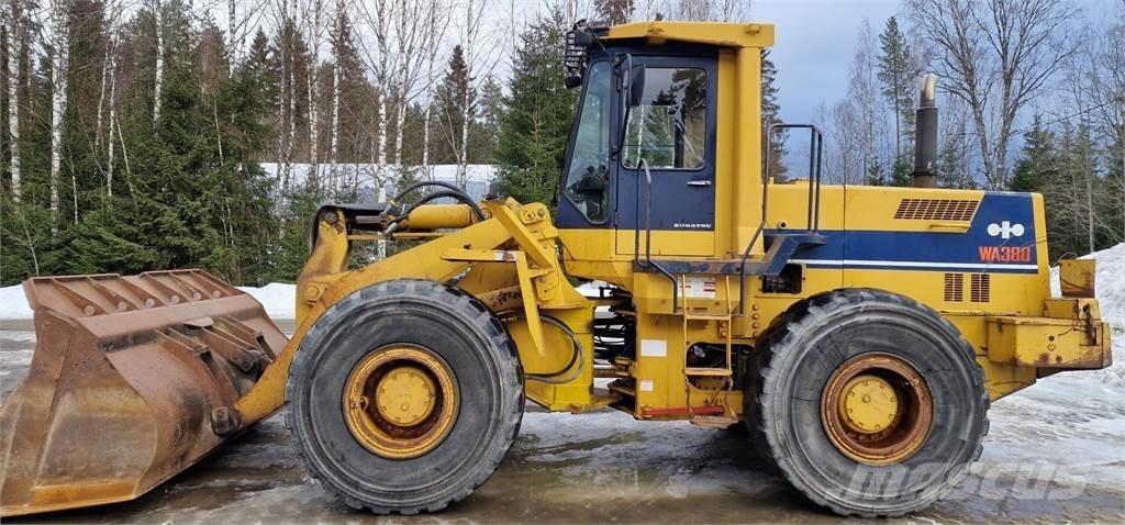 Komatsu WA380 Incarcator pe pneuri