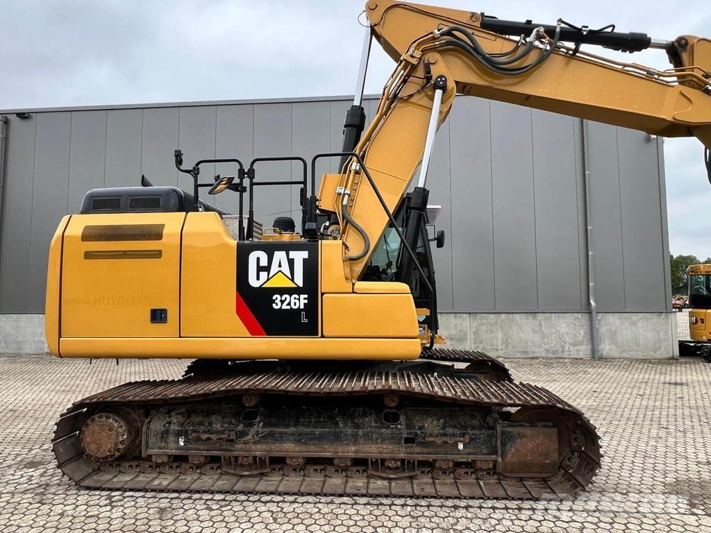 CAT 326F + GPS Excavatoare pe șenile
