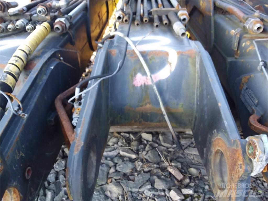 John Deere 210 Macarale pentru culegatoare