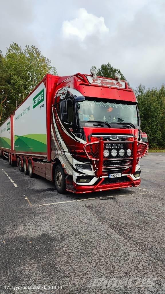 MAN TGX 15.2 Camion transport aschii