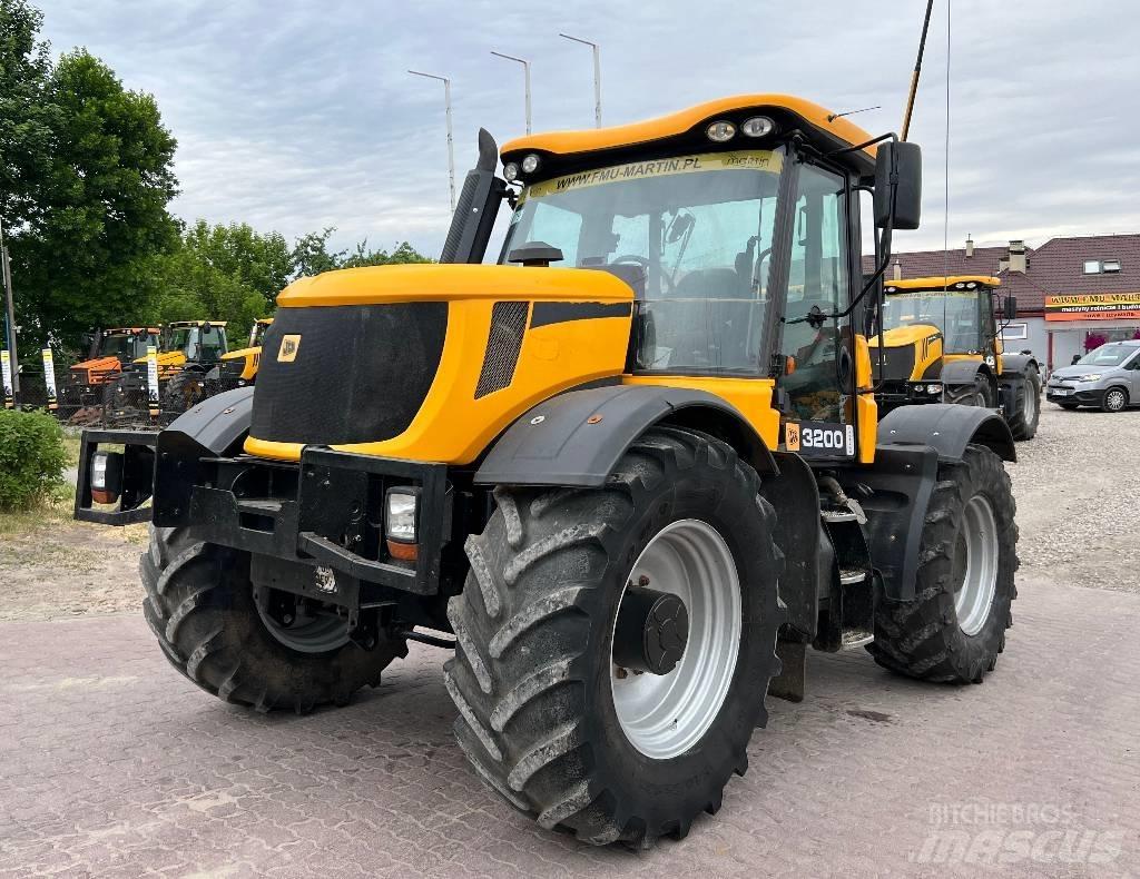 JCB Fastrac 3200 Tractoare