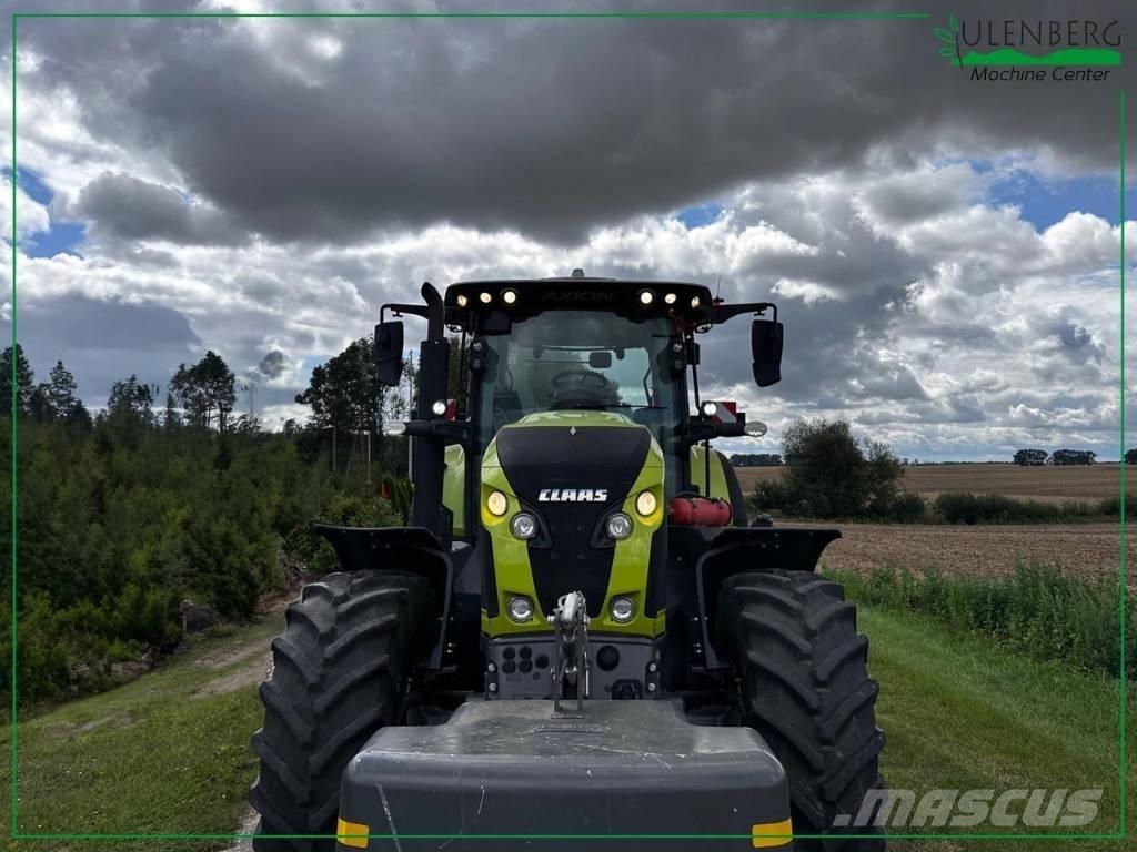 CLAAS Axion 800 Tractoare