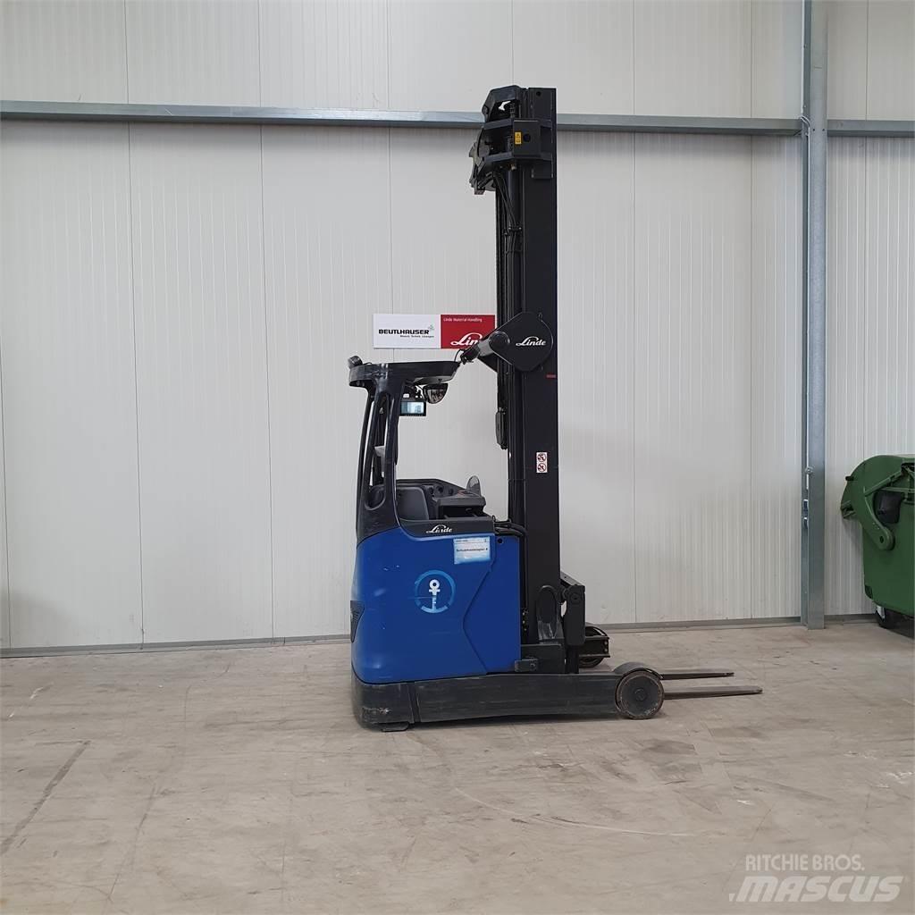 Linde R16HD Stivuitor cu catarg retractabil