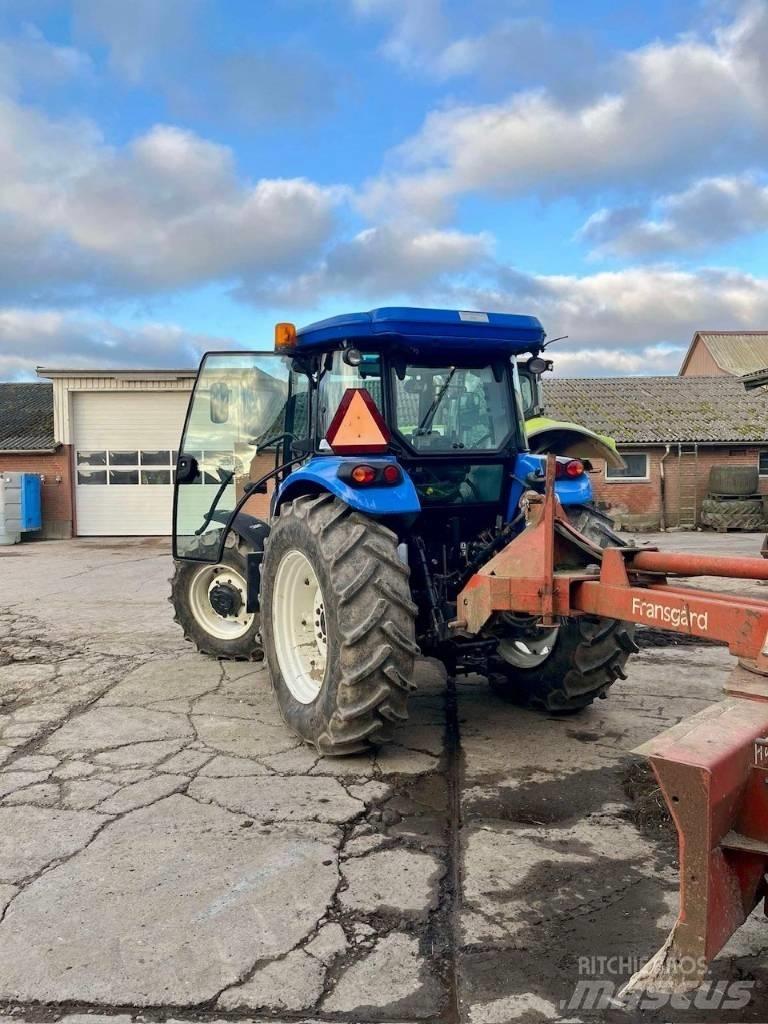 New Holland TD 5.95 Tractoare