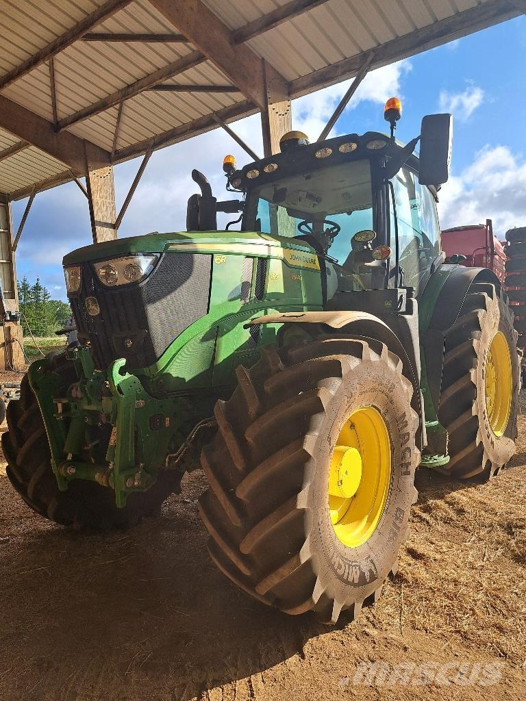 John Deere 6R 195 Tractoare