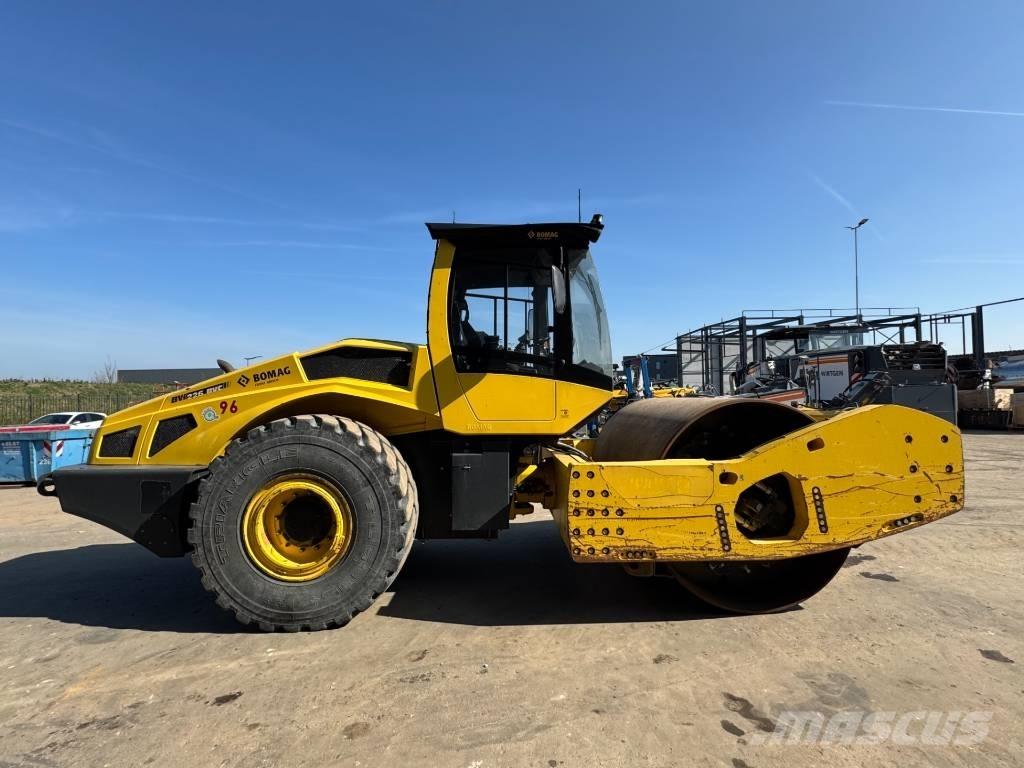Bomag BW 226 BVC-5 Compactoare monocilindrice