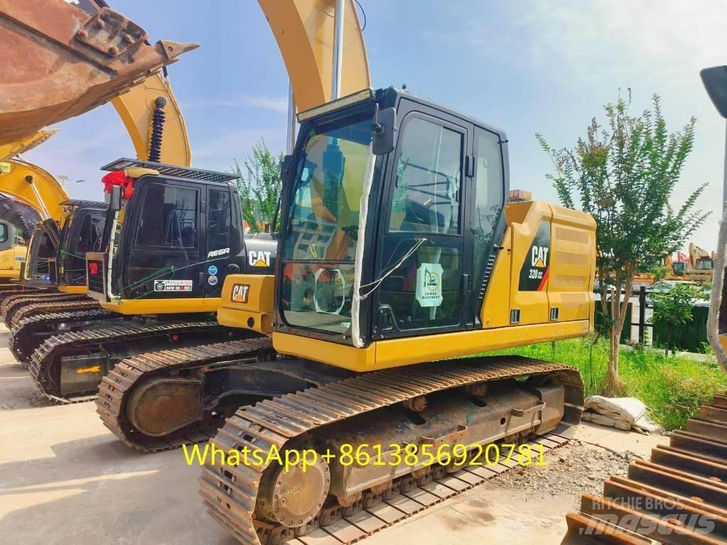 CAT 320 Excavatoare pe șenile
