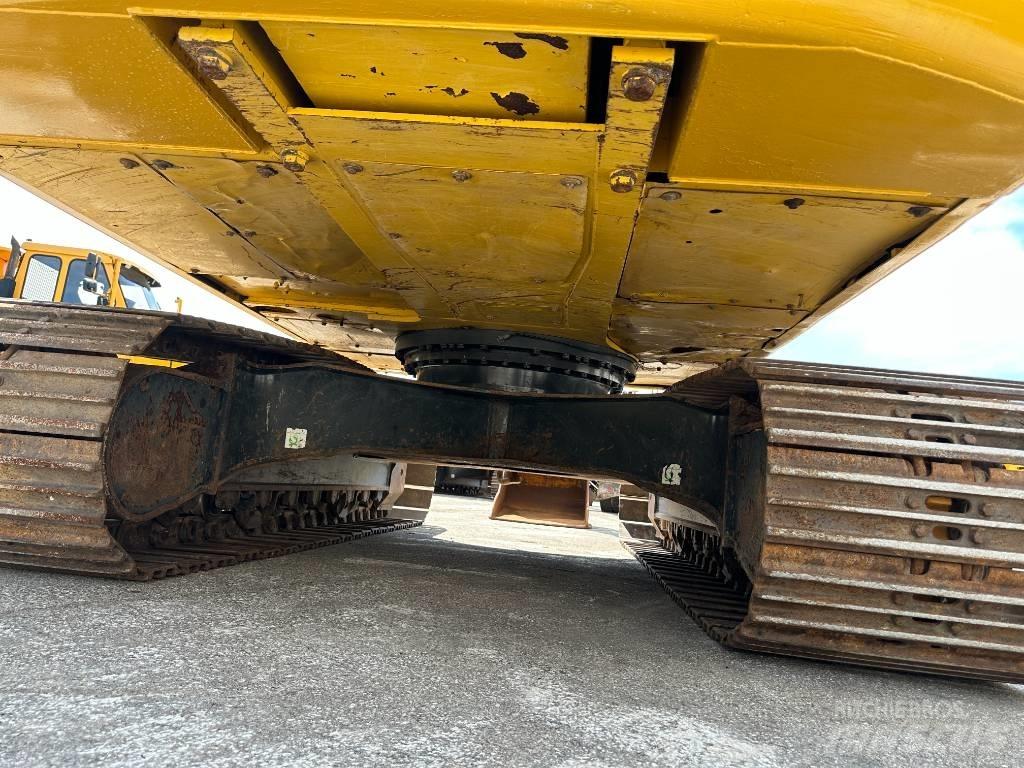 Komatsu PC210LC-11 Excavatoare pe șenile
