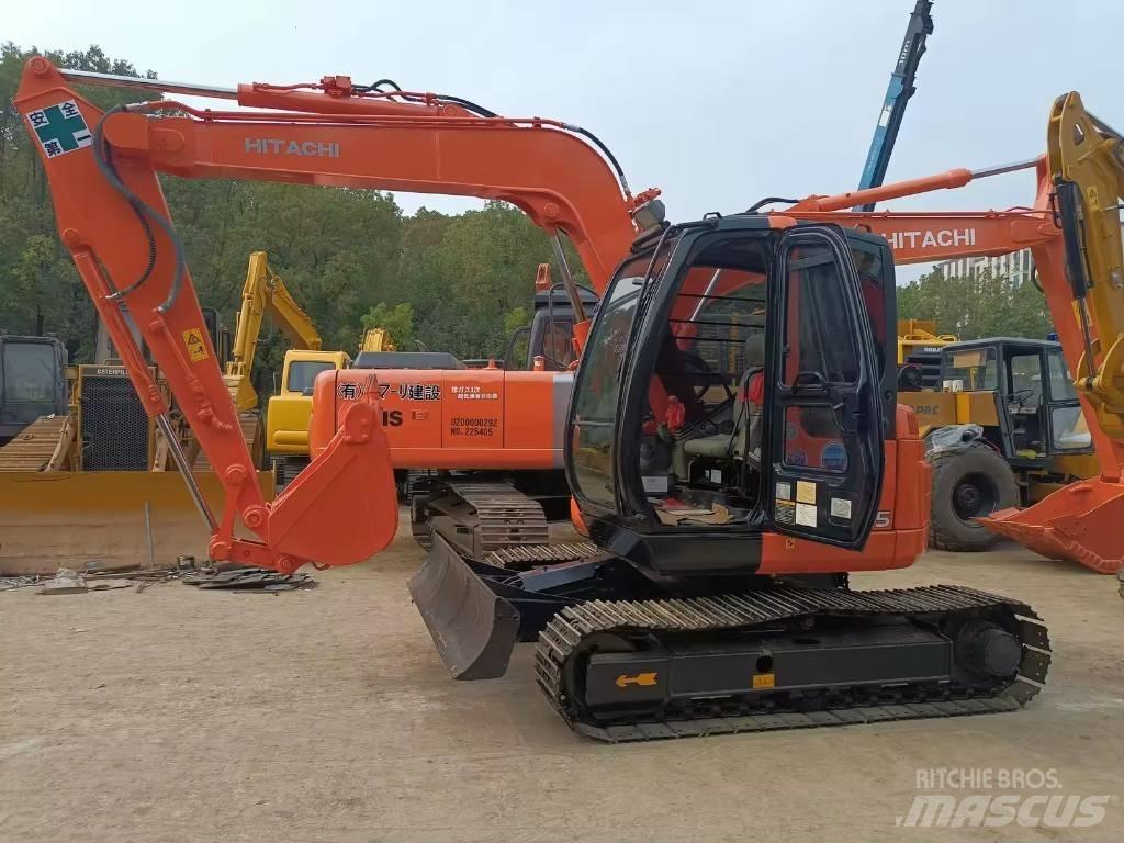 Hitachi ZX 75 Excavatoare 7t - 12t