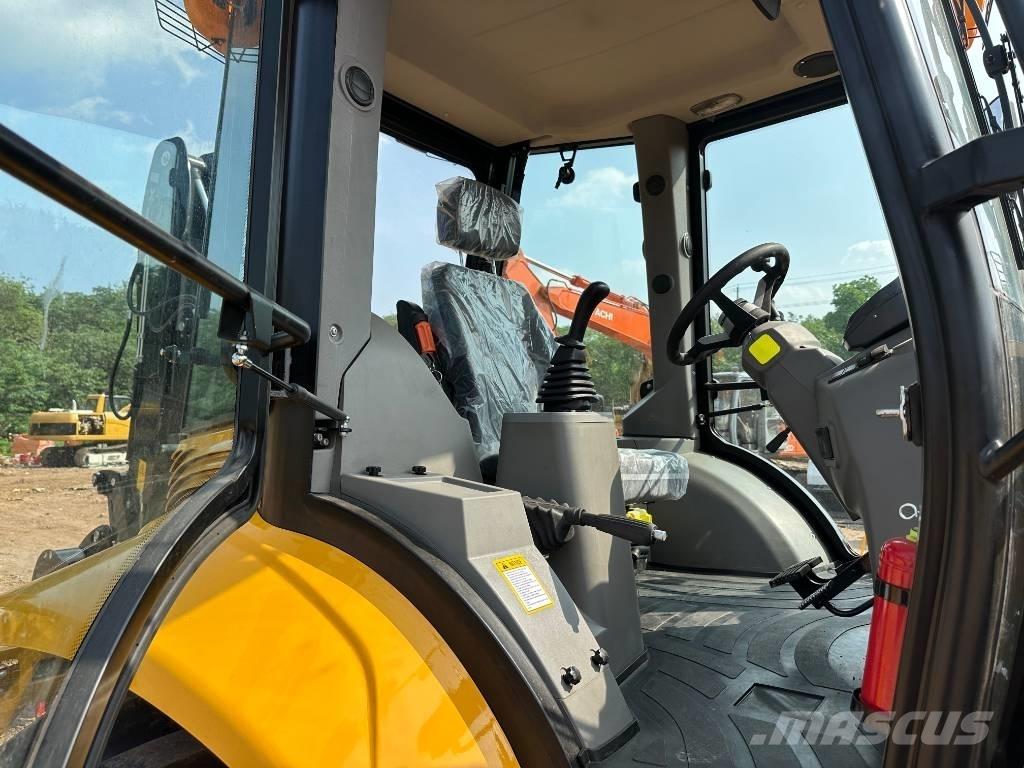 JCB 3CX Buldoexcavatoare