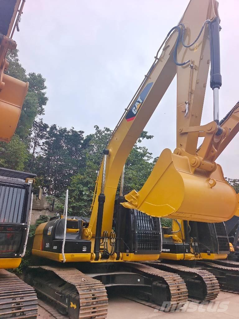 CAT 324 D Excavatoare pe șenile
