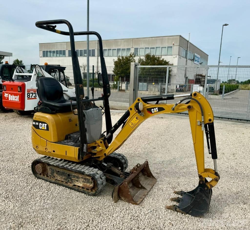 CAT 300.9 D Mini excavatoare < 7t